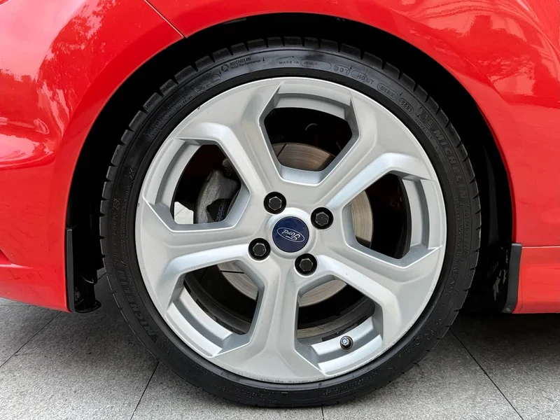 Ford Fiesta (Imported) — фото 11