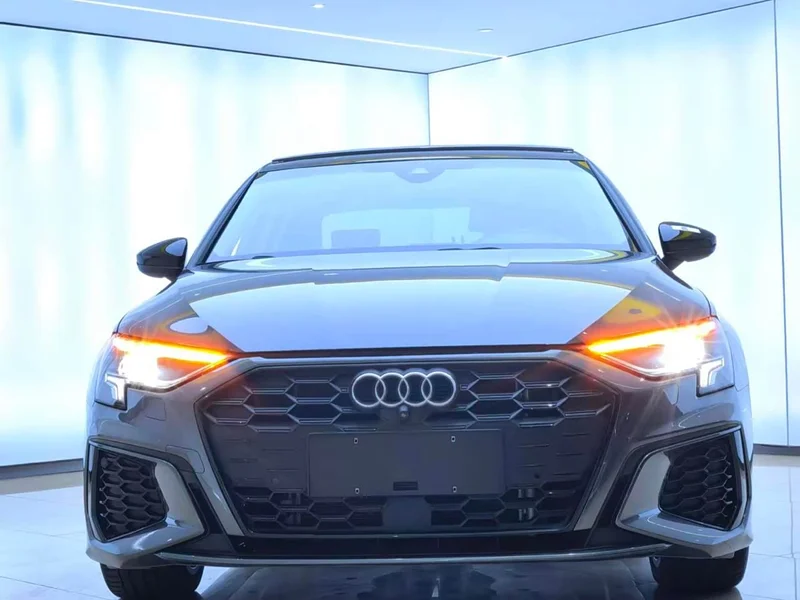 Audi A3 — фото 2