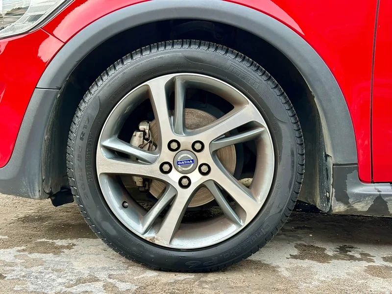 Volvo C30 — фото 16