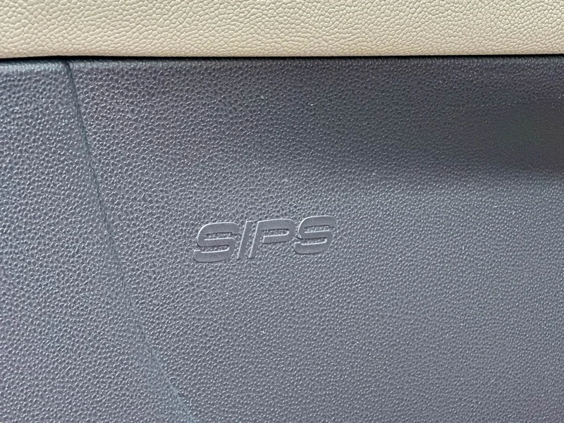 Volvo C30 — фото 22