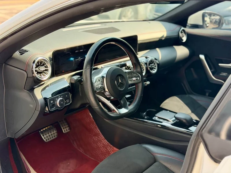 Mercedes-Benz CLA (Imported) — фото 13