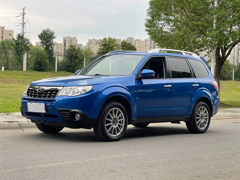 Subaru Forester — фото 2