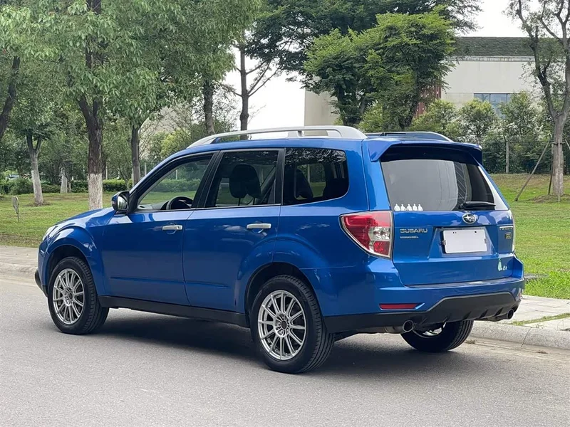 Subaru Forester — фото 5