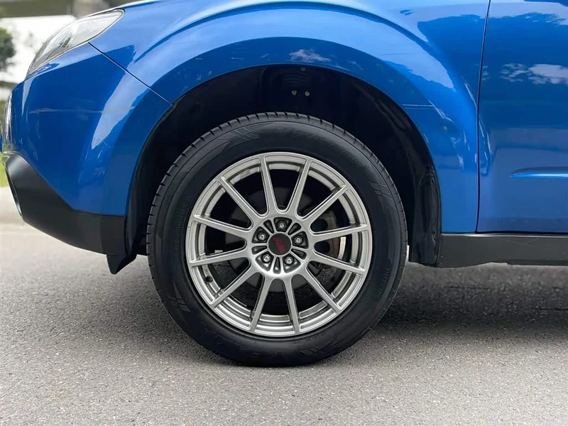 Subaru Forester — фото 9