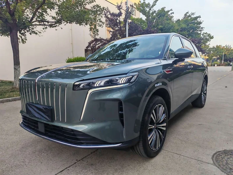 Hongqi HS6 PHEV — фото 1