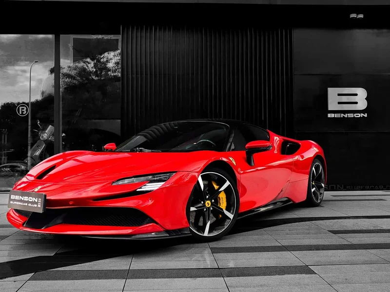 Ferrari SF90 — фото 1