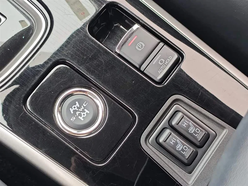 Mitsubishi Outlander — фото 23
