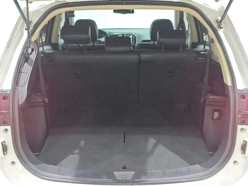 Mitsubishi Outlander — фото 27