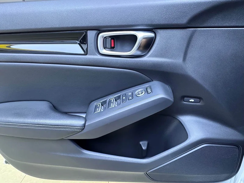 Honda Civic — фото 17