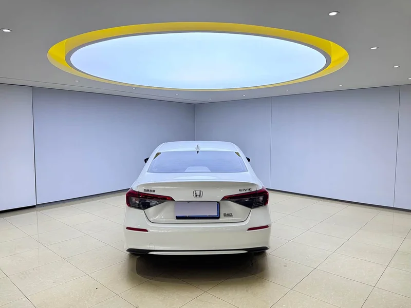 Honda Civic — фото 5