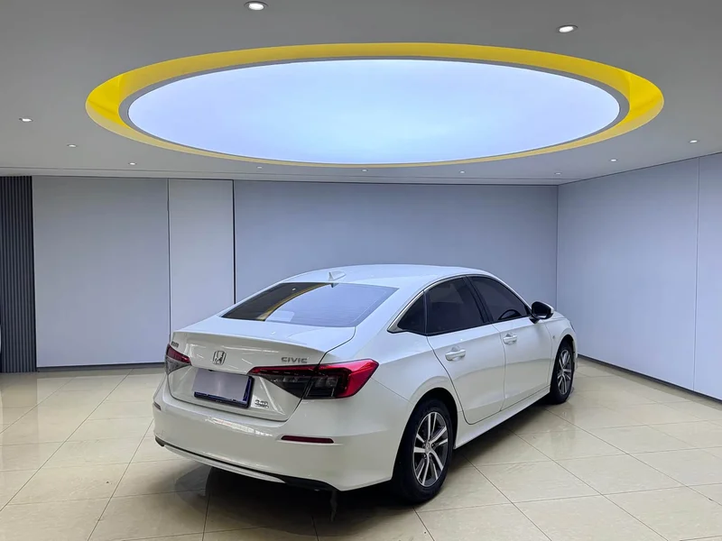 Honda Civic — фото 6