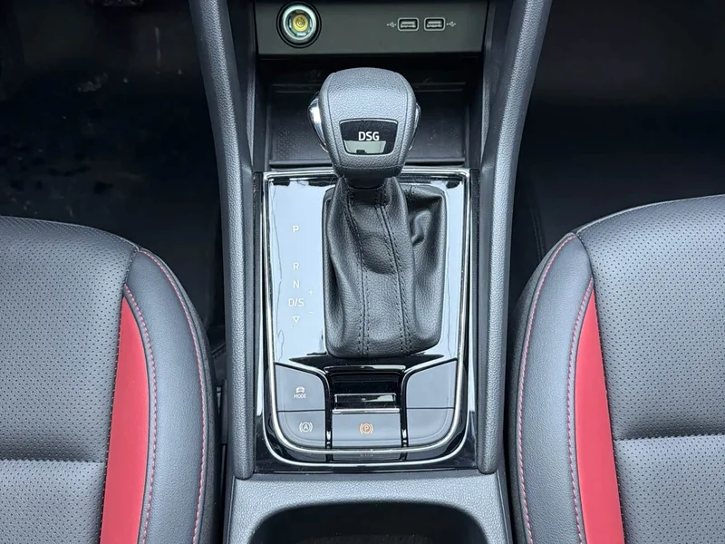 Skoda Karoq — фото 17