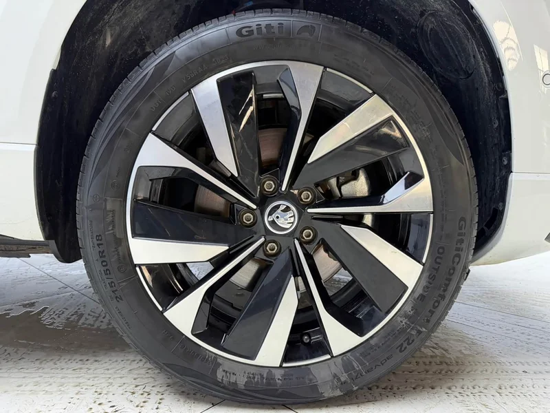 Skoda Karoq — фото 8