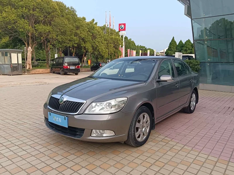 Volkswagen Octavia — фото 1