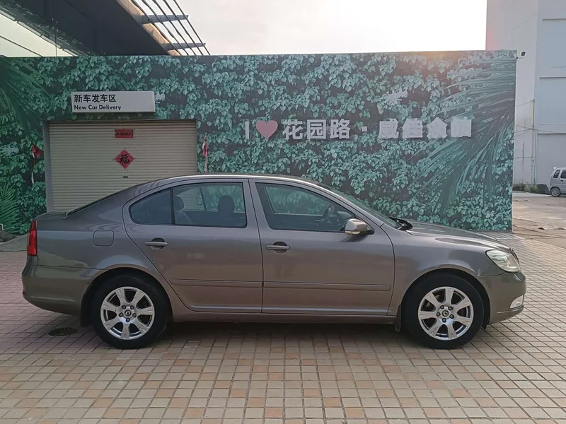 Volkswagen Octavia — фото 5