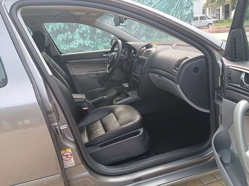 Volkswagen Octavia — фото 10
