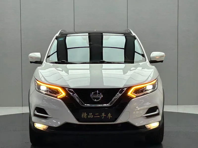 Nissan Qashqai — фото 2