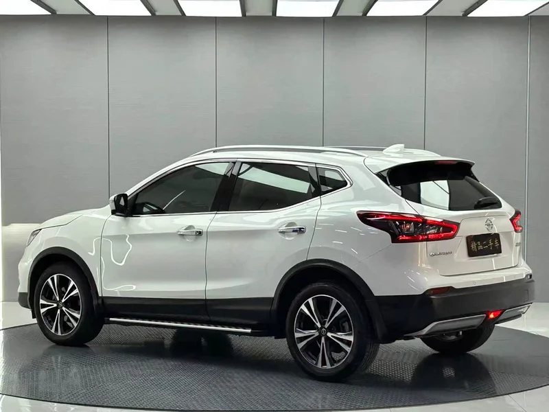 Nissan Qashqai — фото 3