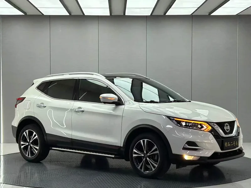 Nissan Qashqai — фото 5