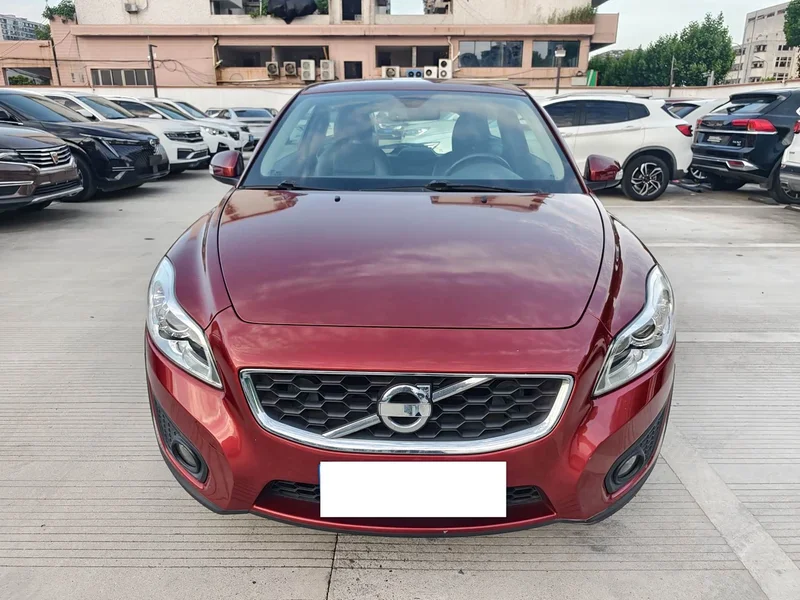 Volvo C30 — фото 2