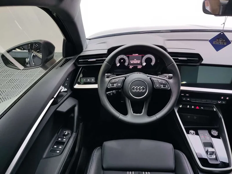 Audi A3 — фото 13