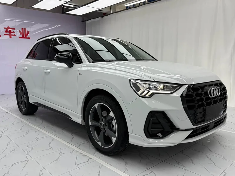 Audi Q3 — фото 3