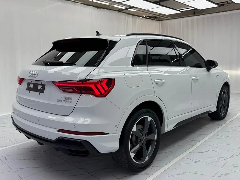 Audi Q3 — фото 6