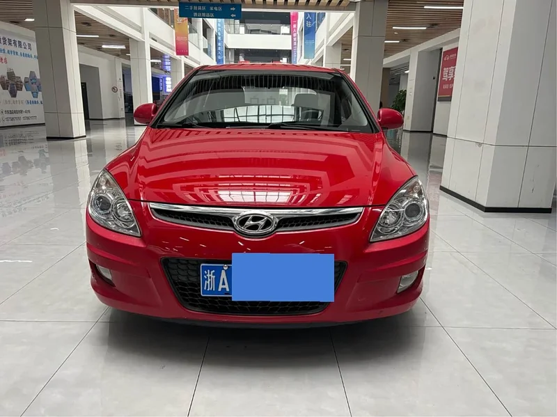 Hyundai i30 — фото 2