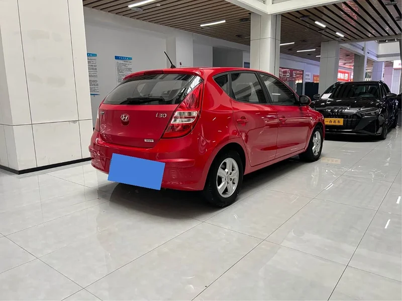 Hyundai i30 — фото 5