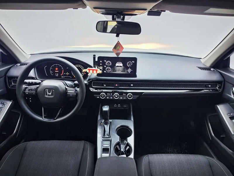 Honda Civic — фото 11