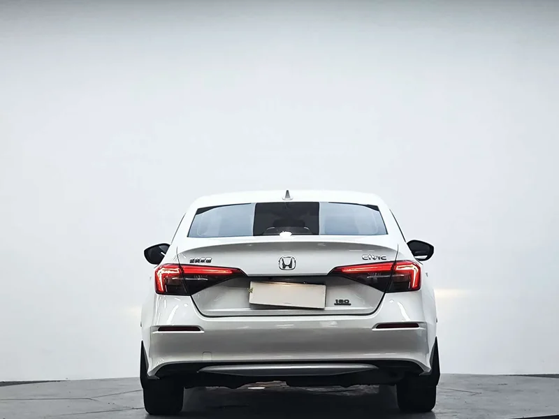 Honda Civic — фото 7