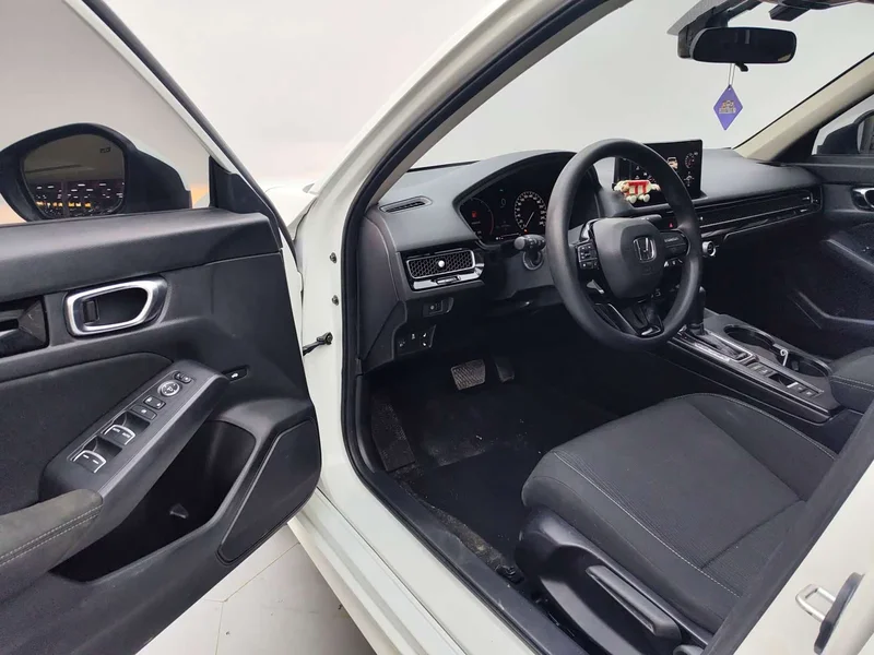 Honda Civic — фото 10
