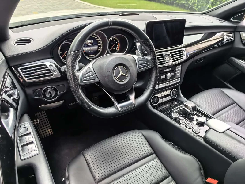 Mercedes-Benz CLS AMG — фото 16