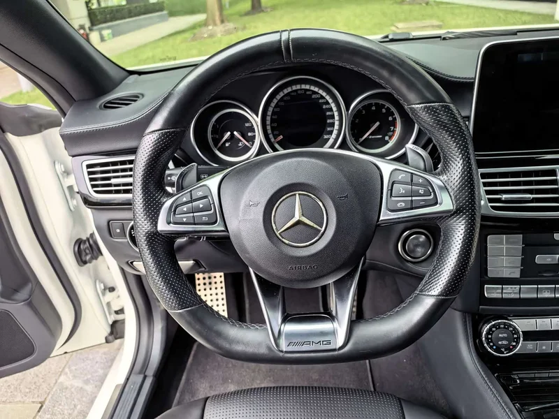 Mercedes-Benz CLS AMG — фото 25
