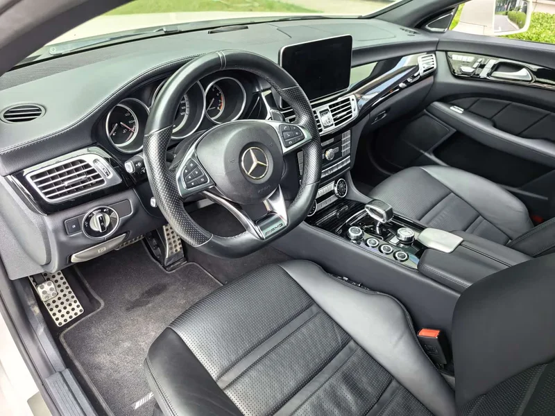 Mercedes-Benz CLS AMG — фото 8