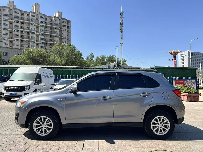 Mitsubishi ASX — фото 16