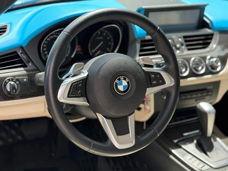 BMW Z4 — фото 9