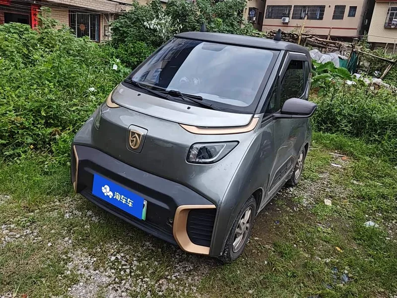 Baojun E200