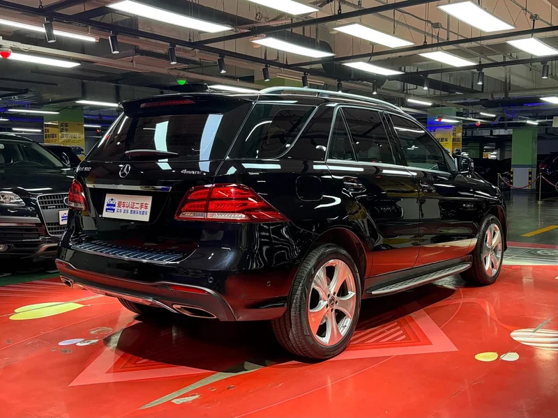 Mercedes-Benz GLE — фото 4
