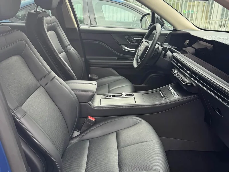 Jeep Renegade — фото 14