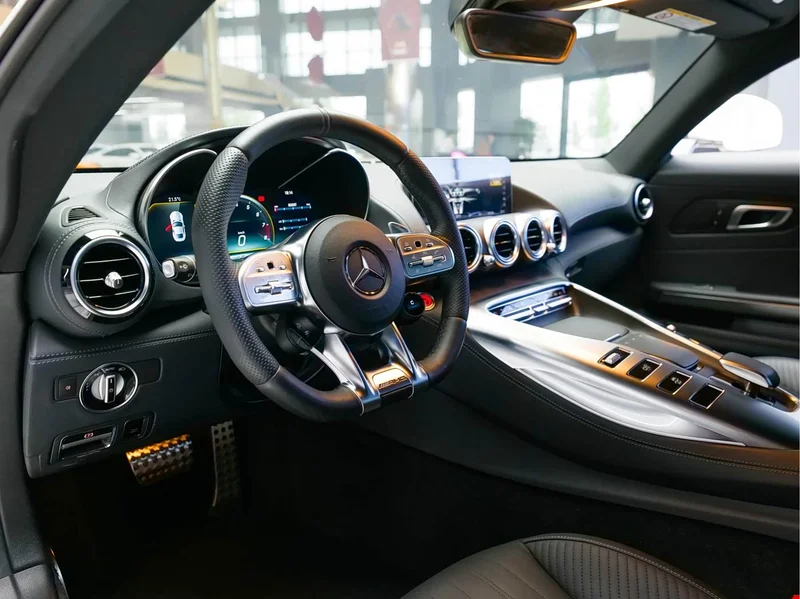 Mercedes-Benz AMG GT — фото 8