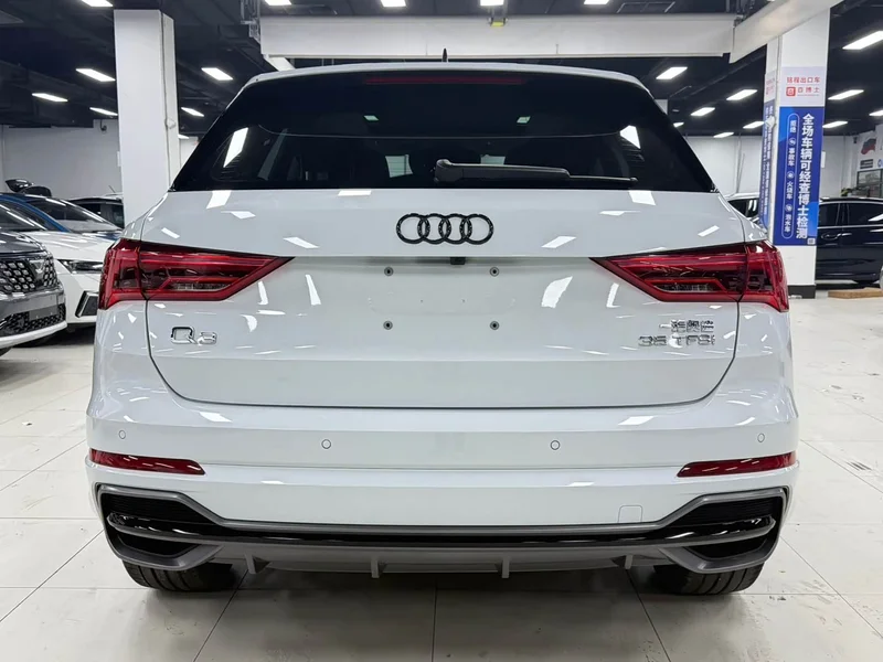 Audi Q3 — фото 6