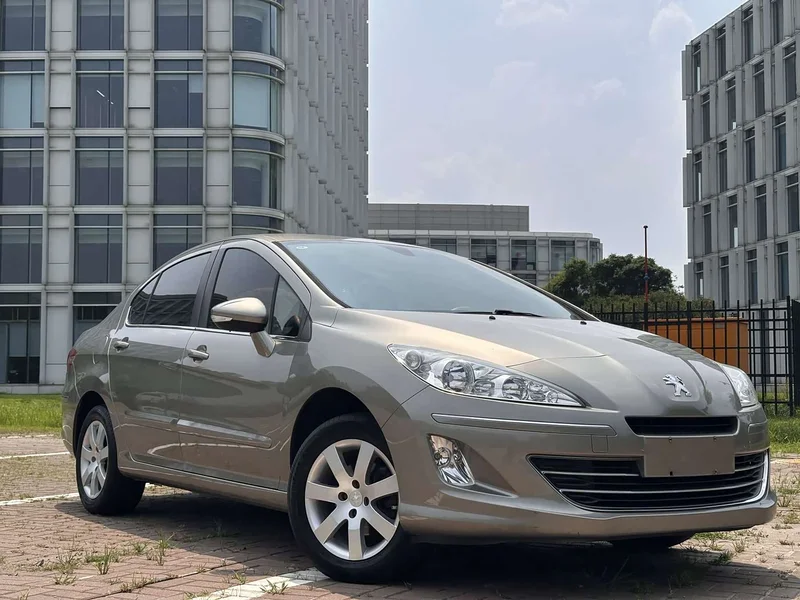 Peugeot 408 — фото 3