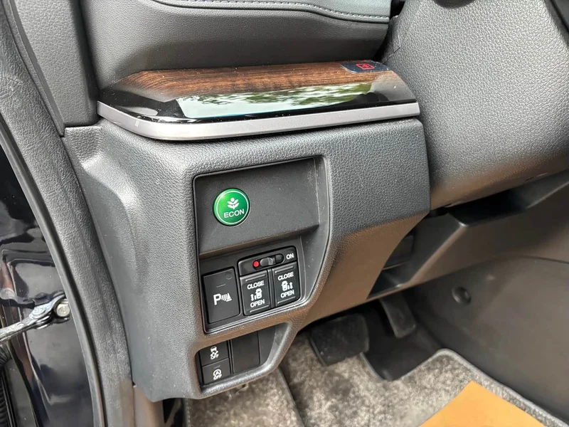 Honda Odyssey — фото 12