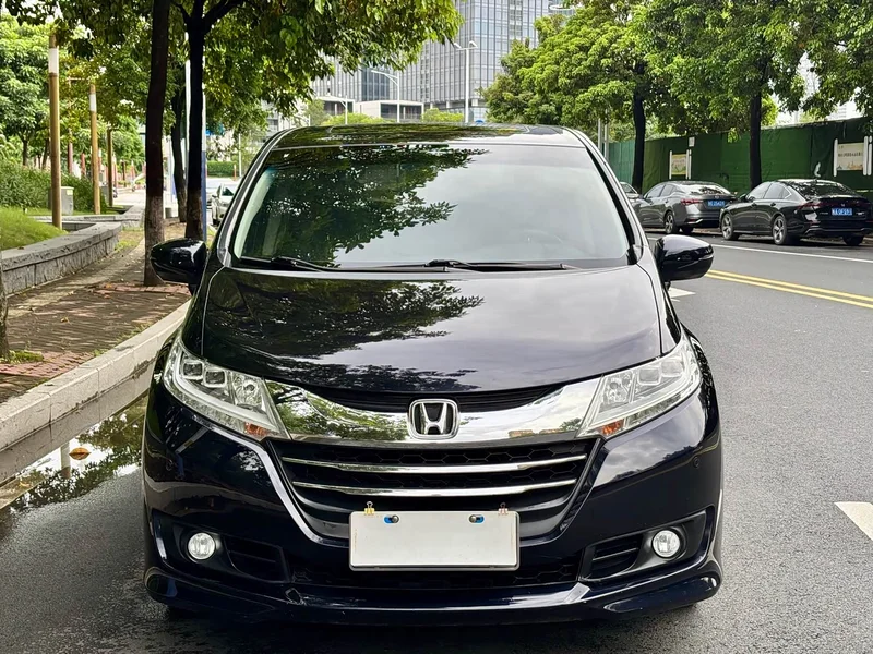Honda Odyssey — фото 3