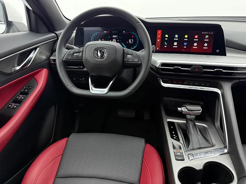 Changan CS35PLUS — фото 11
