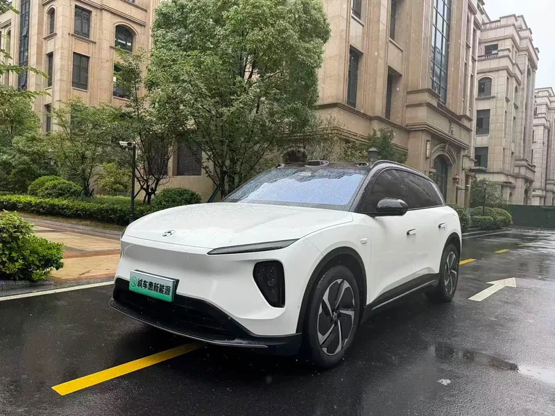 NIO ES6
