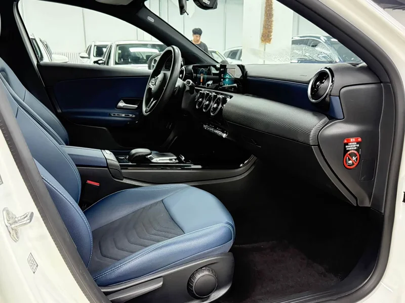 Mercedes-Benz A-Class — фото 18