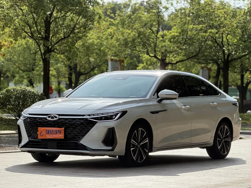 Chery Arrizo 8