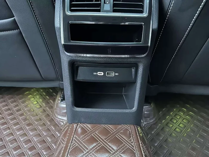 Skoda Superb — фото 15
